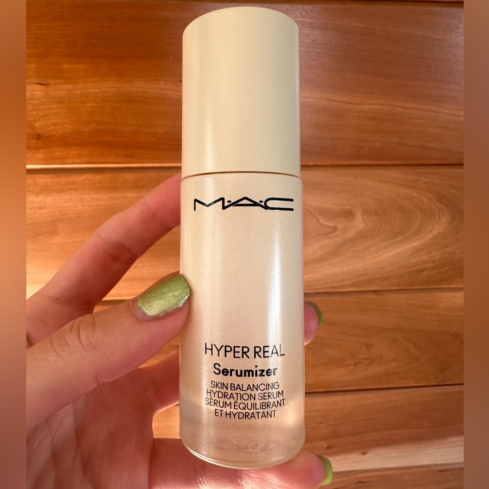 MAC Hyper Real Serumizer full size